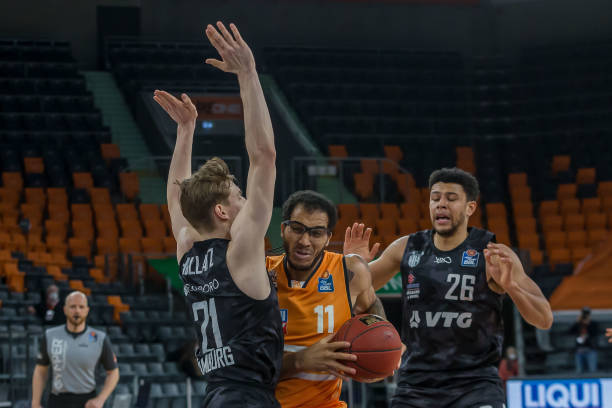 一些处于 一些处于