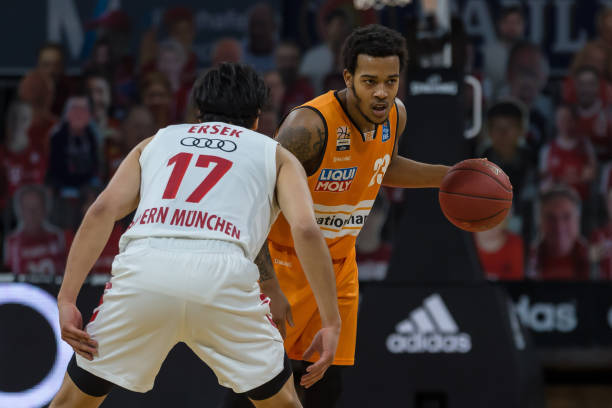 齐头并进 齐头并进