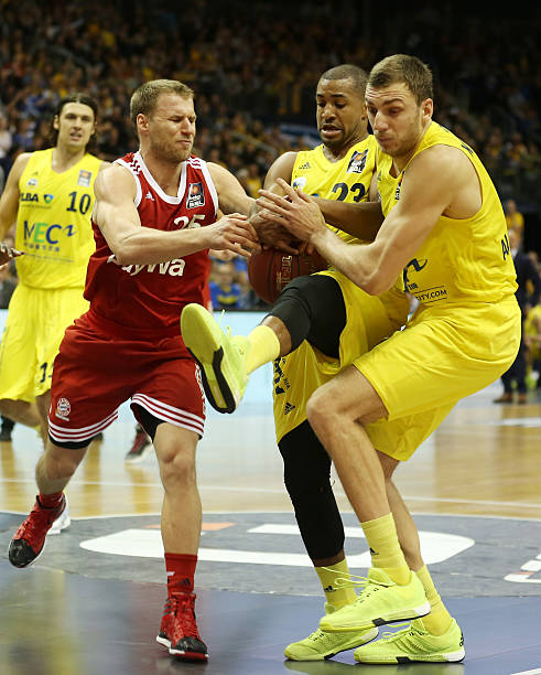 尽管表面上 尽管表面上