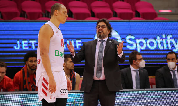 中超首轮：四强开门红 四场战平手.