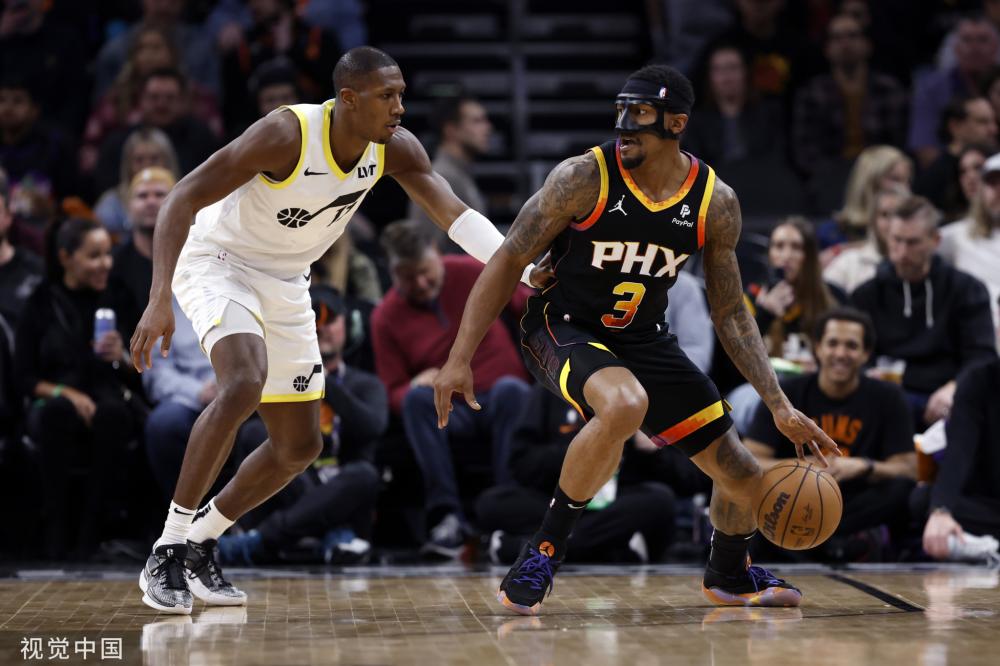 “NBA季后赛首轮对阵揭晓，湖人对战勇士备受瞩目”.